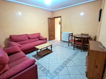 Piso en venta en Calle Duque Alburquerque 5