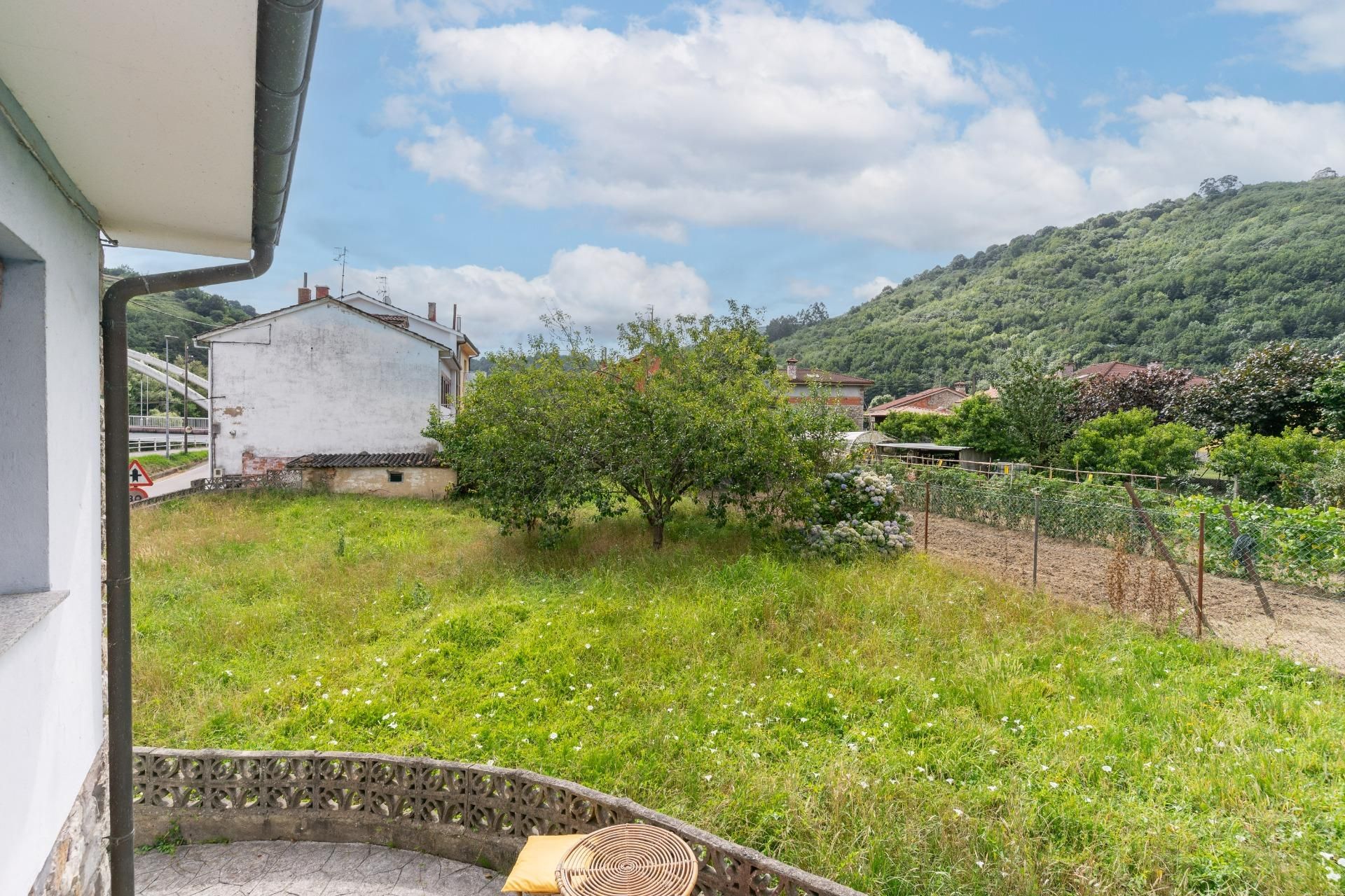 Garden of Single-family semi-detached for sale in Ribera de Arriba  with Heating, Terrace and Storage room