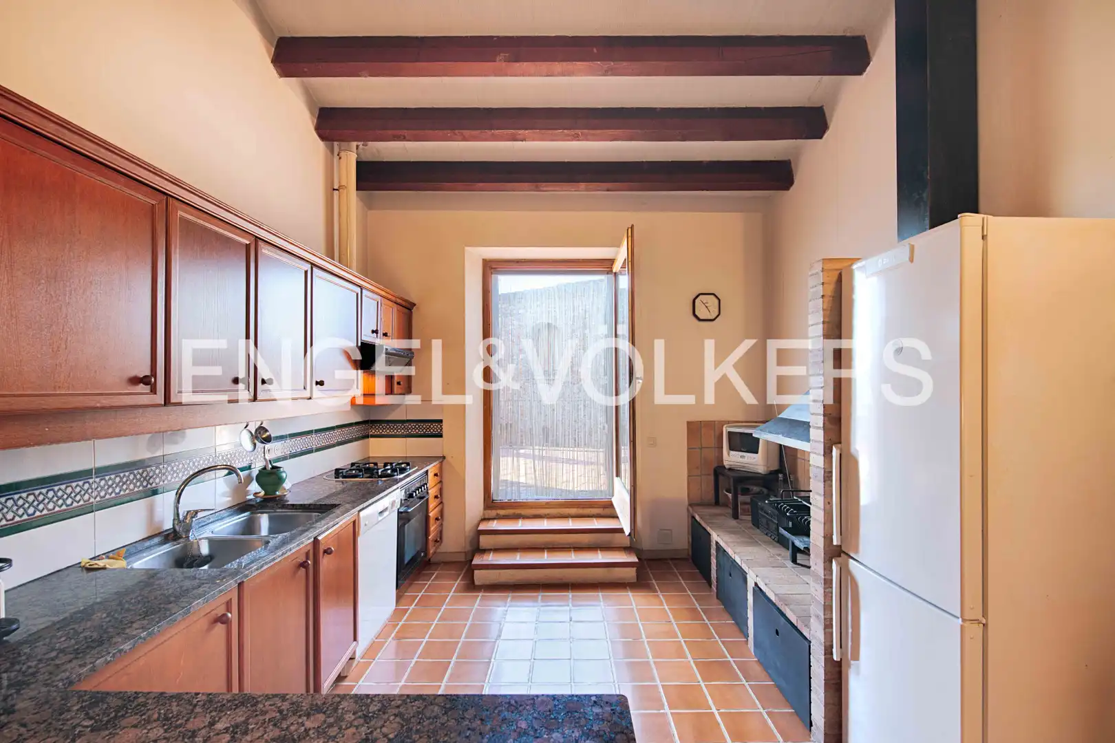 Cocina de Casa adosada en venta en Cabanelles con Calefacción, Jardín privado y Terraza