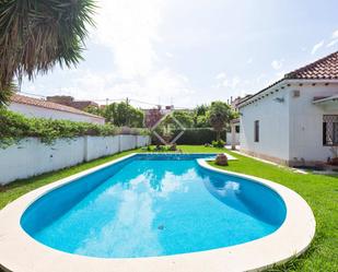 Swimming pool of House or chalet for sale in Castelldefels  with Air Conditioner, Private garden and Storage room