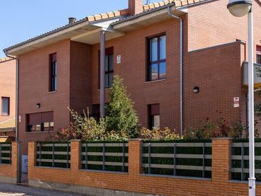Villa con giardino in vendita a Las Eras de Renueva