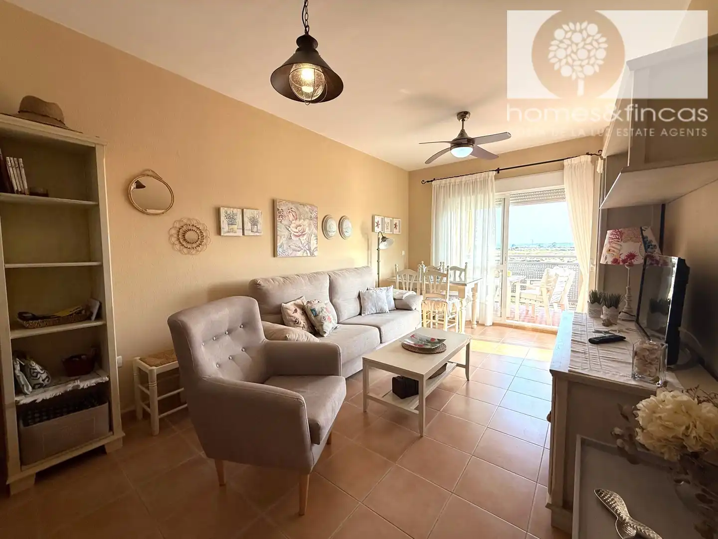 Living room of Flat for sale in Ayamonte  with Terrace and Furnished