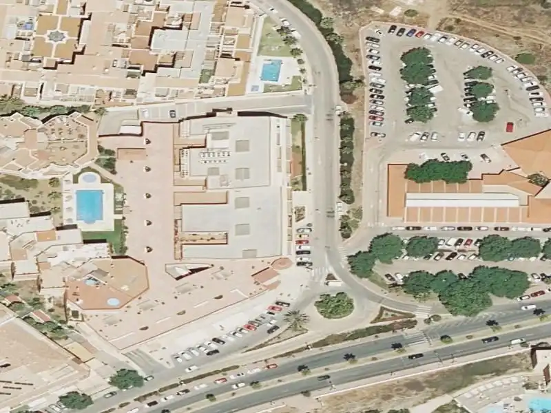 Vista exterior de Piso en venta en Torrequebrada