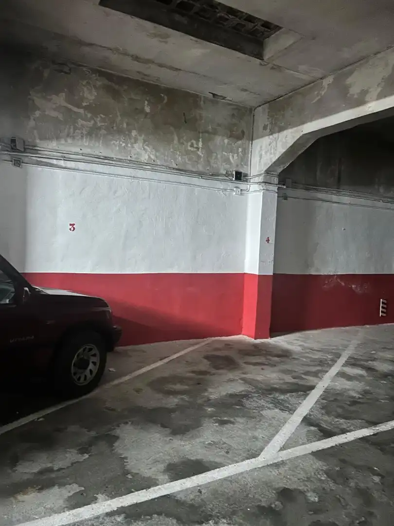 Aparcament de Garatge de lloguer en  Logroño