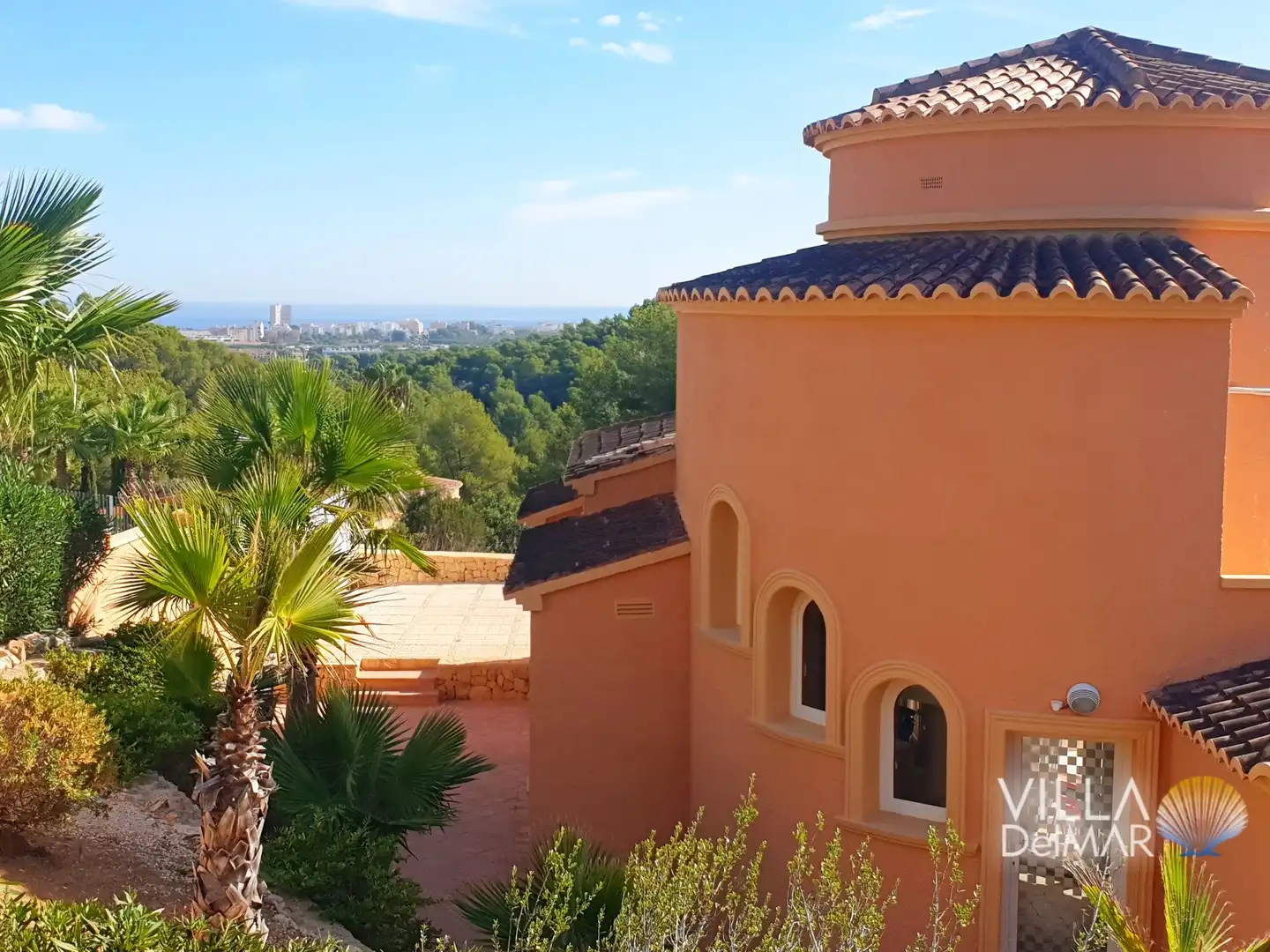 Vista exterior de Casa o xalet en venda en Jávea / Xàbia amb Calefacció, Jardí privat i Terrassa