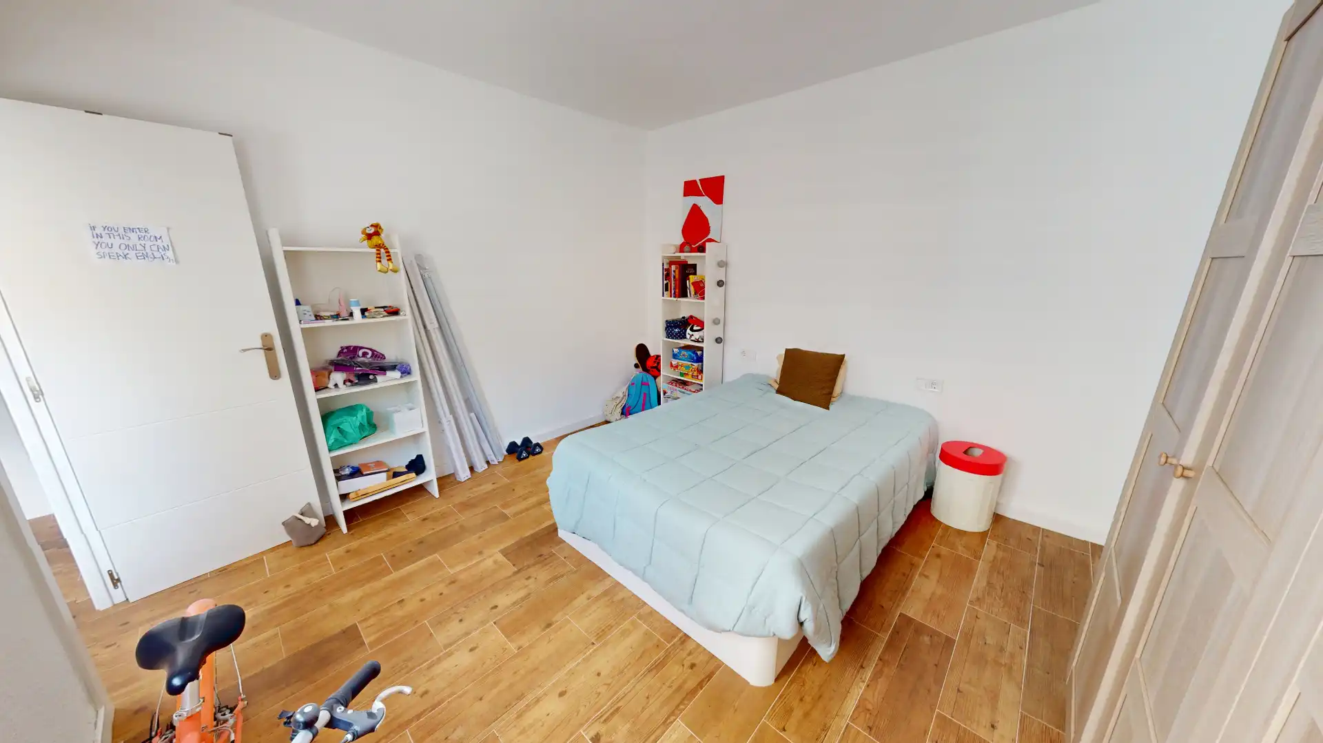 Bedroom of Flat for sale in Jijona / Xixona  with Air Conditioner, Heating and Parquet flooring