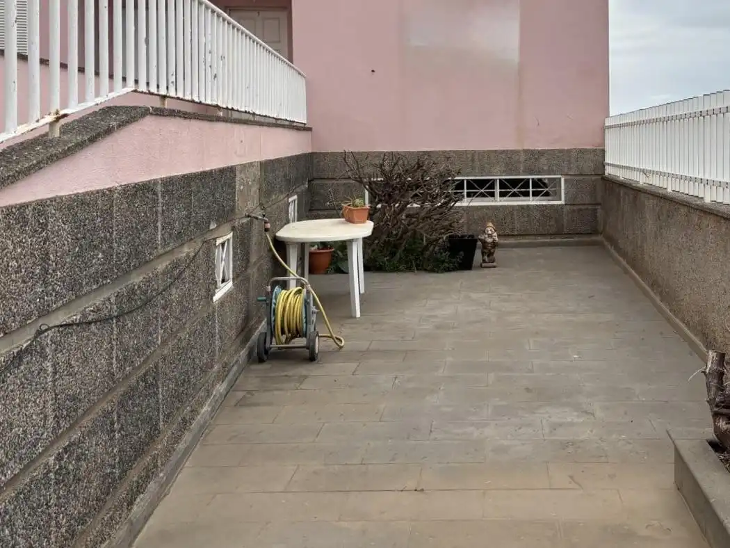 Parking de Casa o chalet en venta en Santa María de Guía de Gran Canaria con Terraza