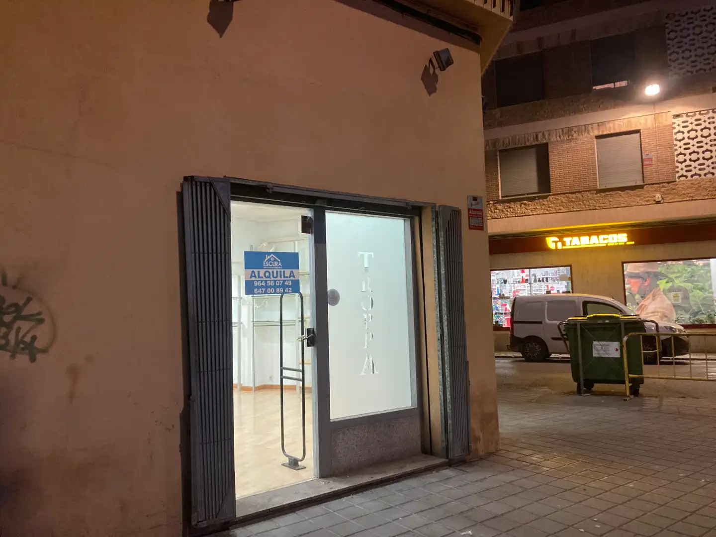 Local comercial en alquiler en Avenida de Jose Ortiz 13, imagen 4