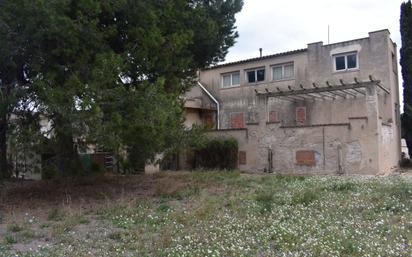 Vista exterior de Finca rústica en venda en Bellcaire d'Empordà amb Traster i Balcó