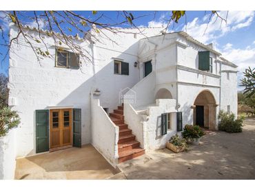 Casa rustica con piscina in vendita a Cala Blanca