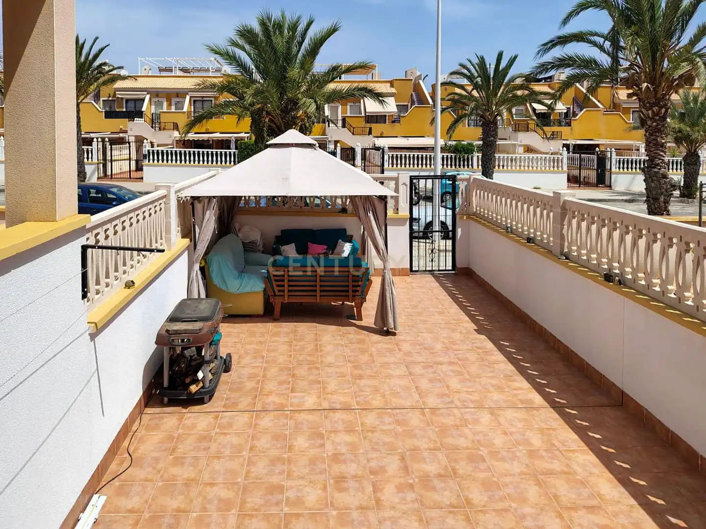 Terrace of Apartments for rent in Elche / Elx  with Air Conditioner, Oven and Washing machine