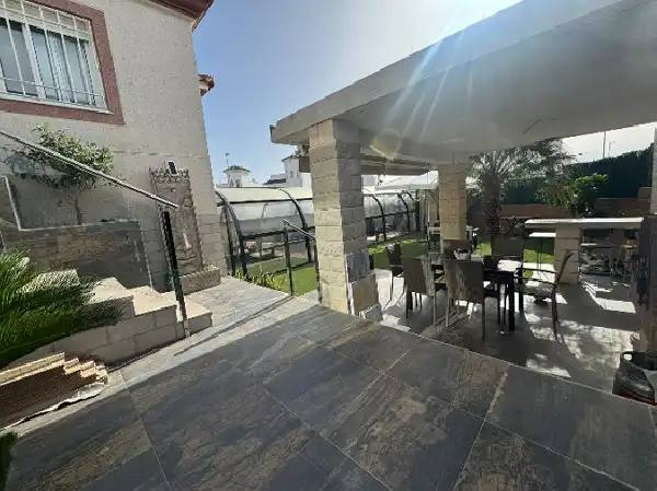 Detached house with pool for sale in La Marina, imagen 3
