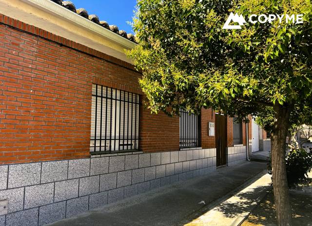 Casa-chalet en Venta en Rielves