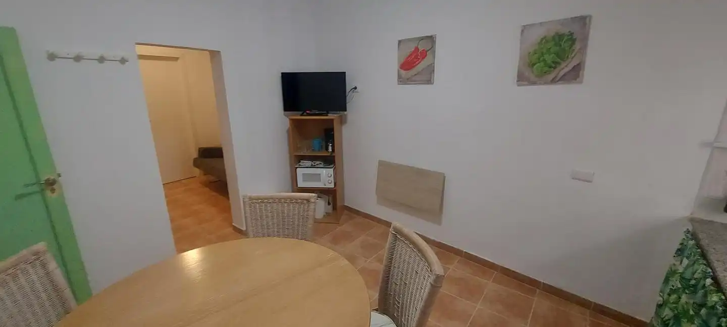 Erdgeschoss zur Miete in Los Cuervos, Granadilla de Abona ciudad