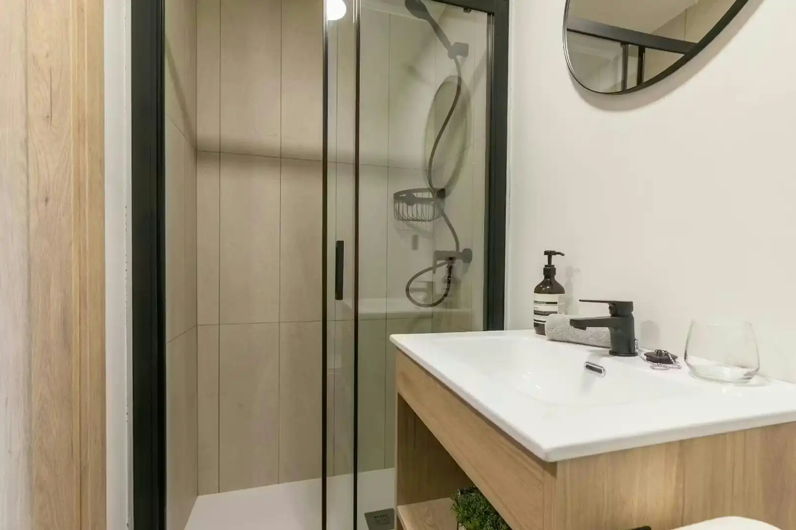 Residenziale in affitto a N/A, imagen 7