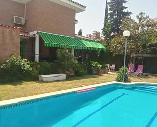 Piscina de Casa o xalet en venda en Rivas-Vaciamadrid amb Aire condicionat, Terrassa i Piscina
