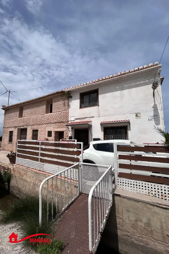 Vista exterior de Casa o xalet en venda en Alboraya amb Aire condicionat, Calefacció i Jardí privat