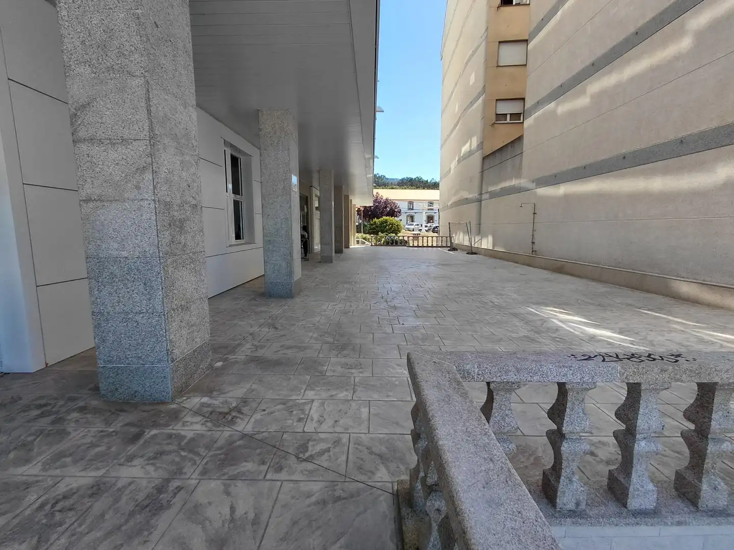 Local comercial de lloguer a Avenida de Rosalía de Castro, imagen 13