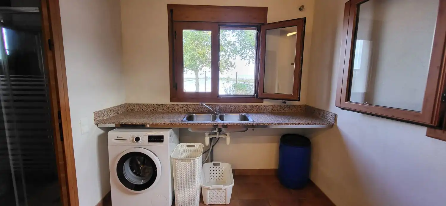 Küche von Haus oder Chalet zum Verkauf in Deltebre mit Klimaanlage und Abstellraum