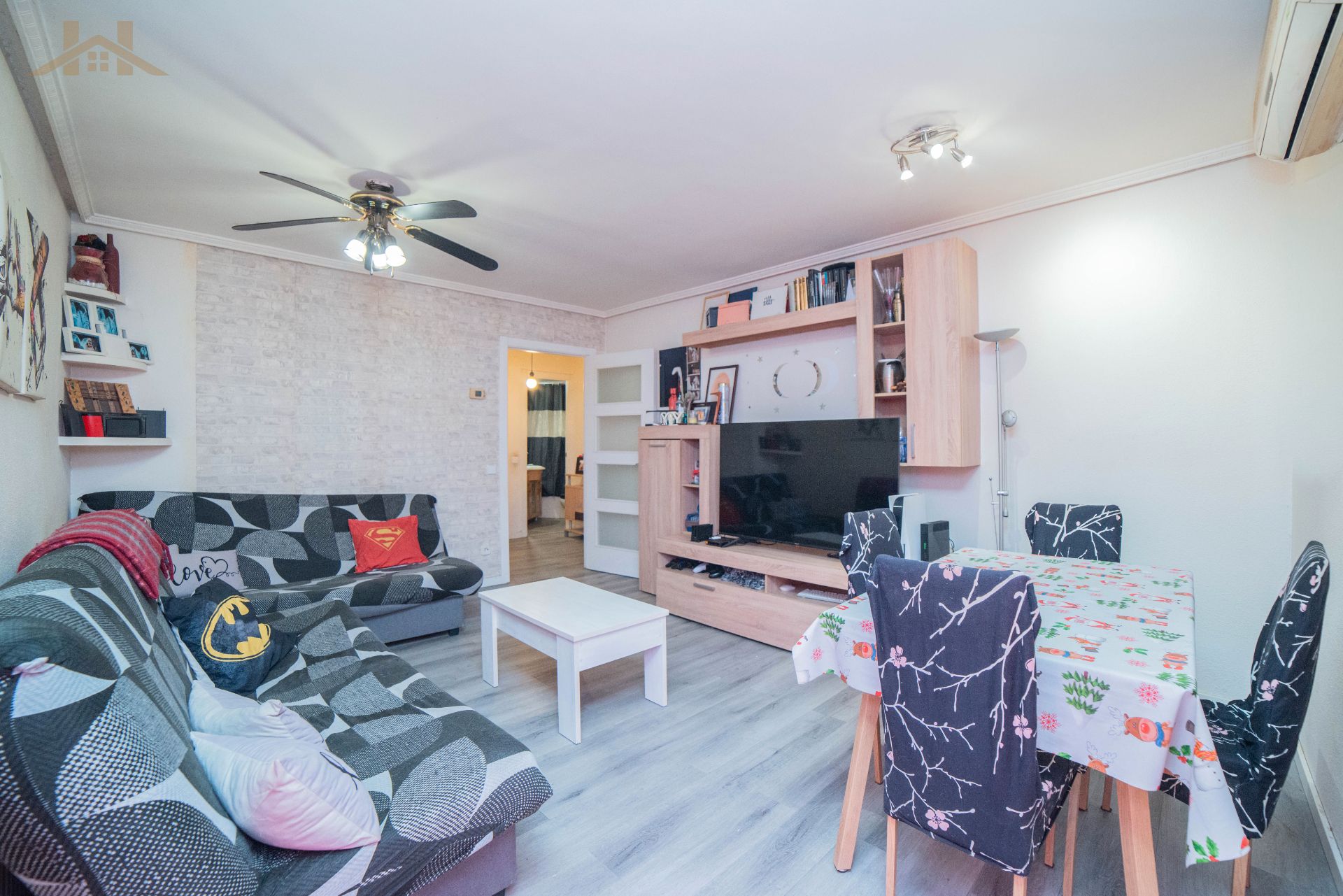 Living room of Flat for sale in Fuenlabrada  with Air Conditioner, Heating and Terrace