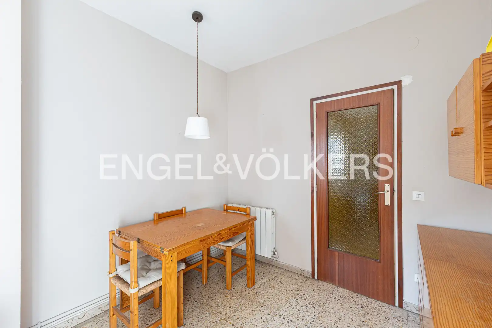 Comedor de Piso en venta en Barcelona con Calefacción