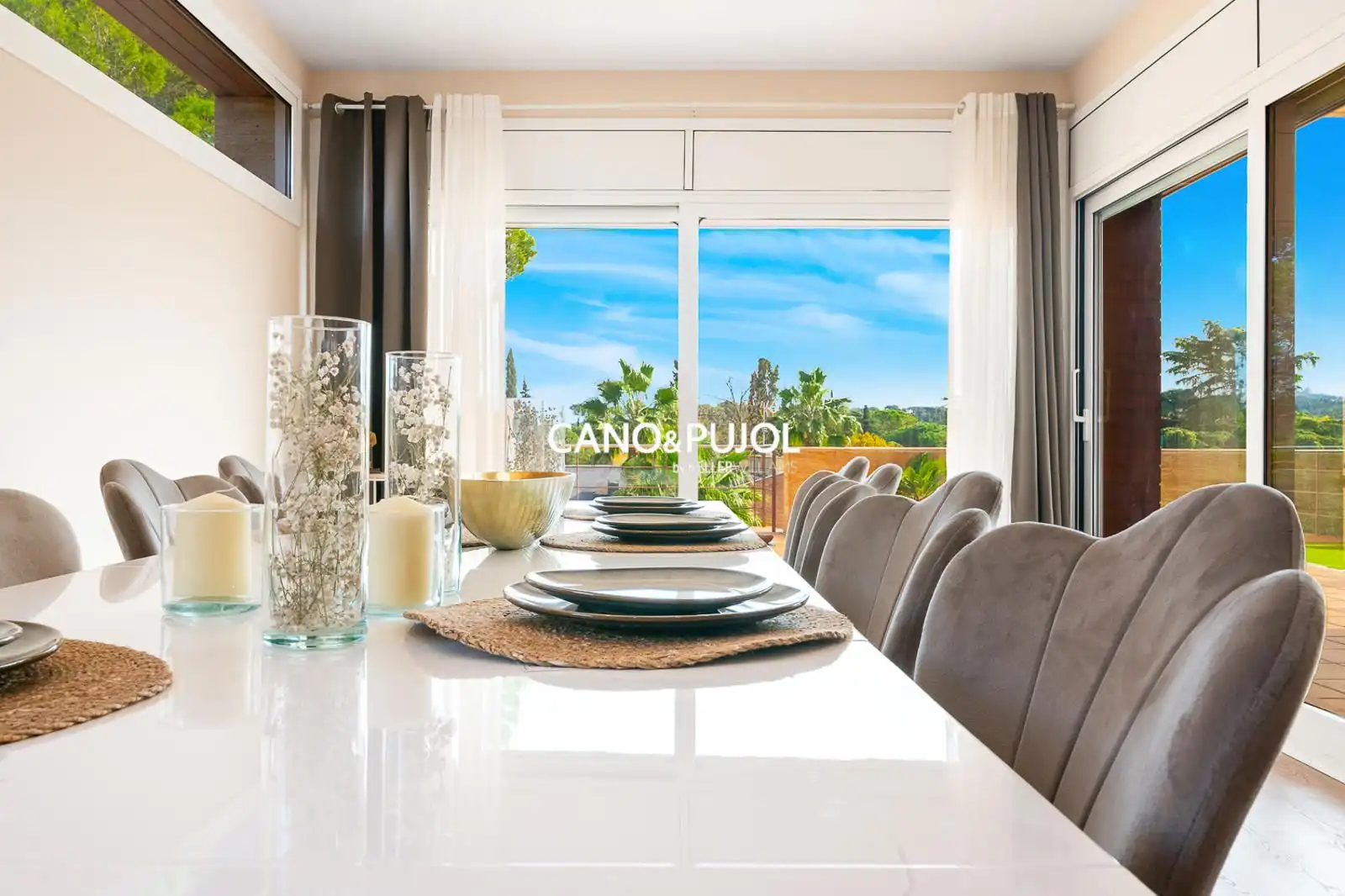 Dining room of Houses for sale in Sant Cugat del Vallès  with Air Conditioner, Terrace and Swimming Pool