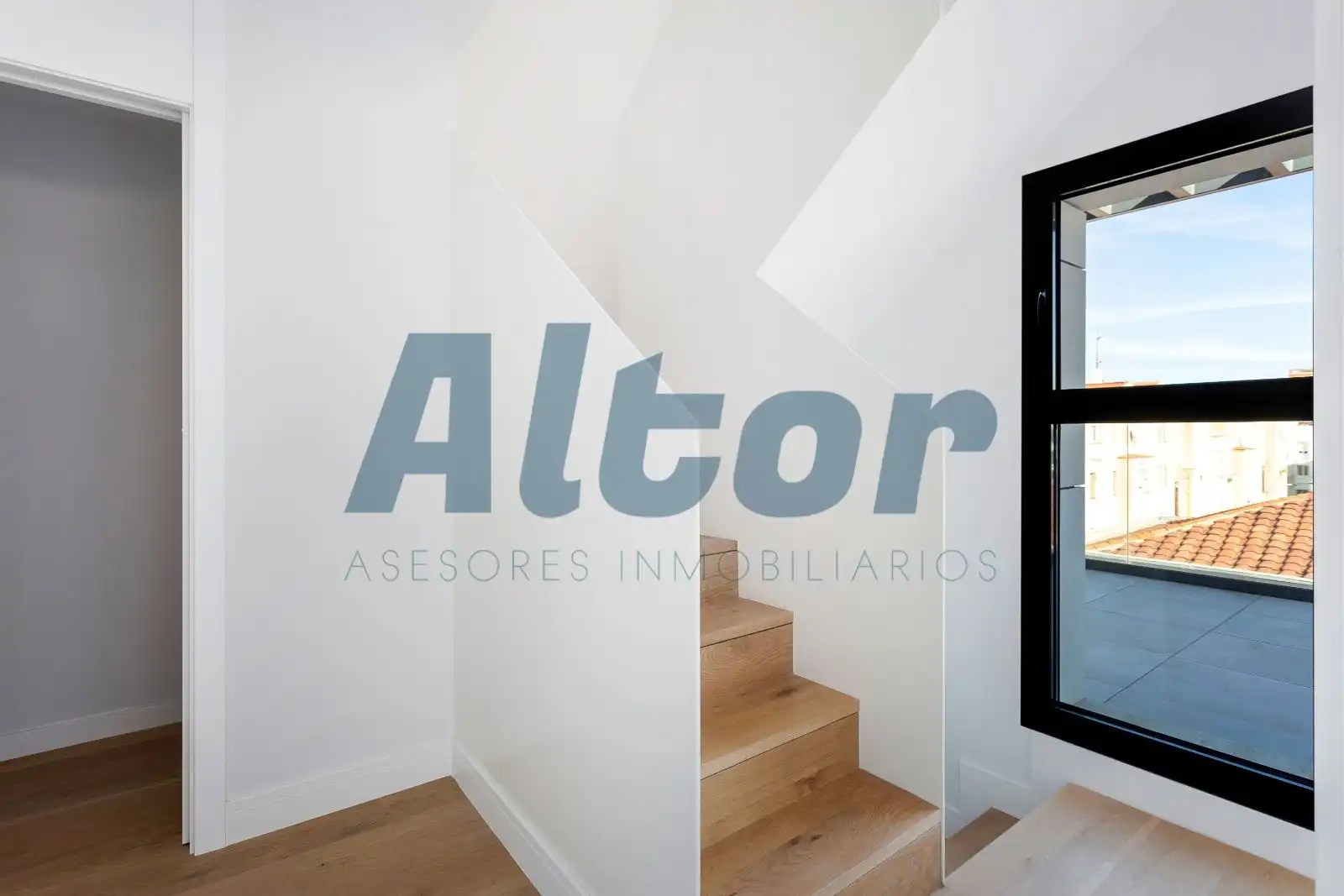 Maisonette zum Verkauf in Breton de Los Herreros, Ríos Rosas - Nuevos Ministerios