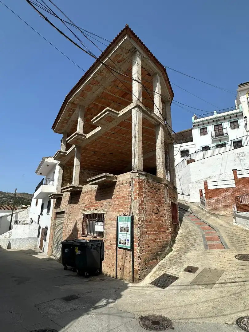 Adossat en venda a Benamargosa