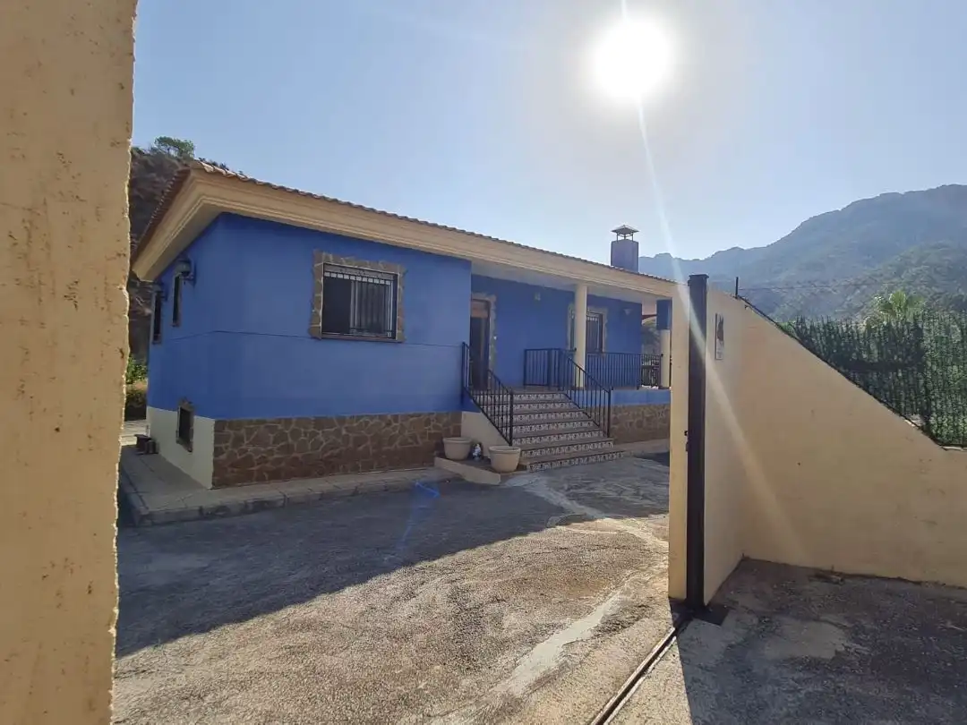 Villa con giardino in vendita a Paraje Saque y Navela 1, imagen 9