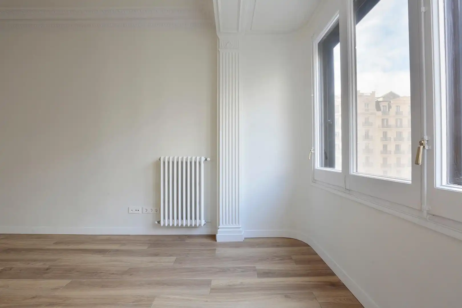 Bedroom of Flat for rent in Barcelona  with Air Conditioner, Heating and Parquet flooring