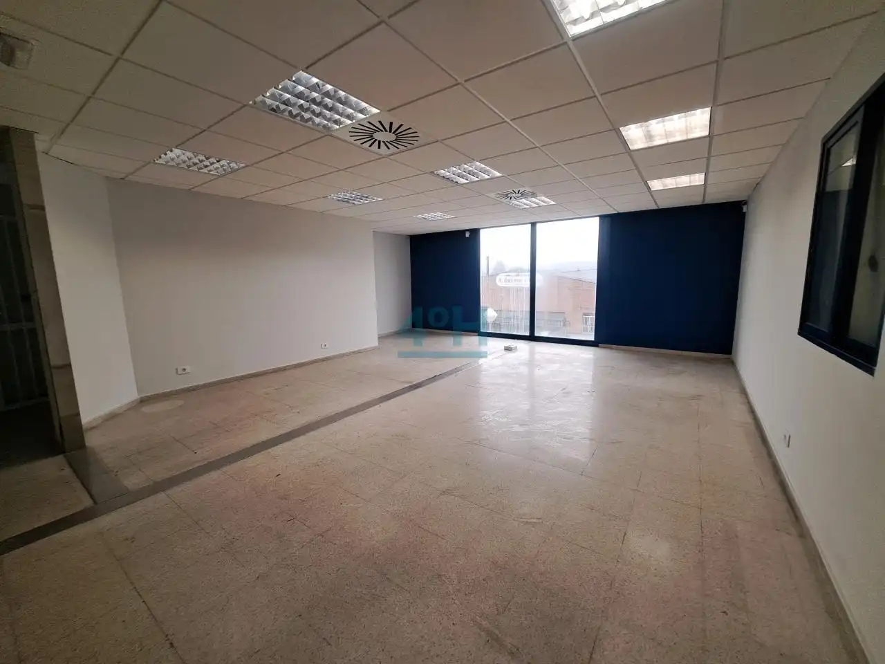 Nau industrial de lloguer en Ourense Capital 