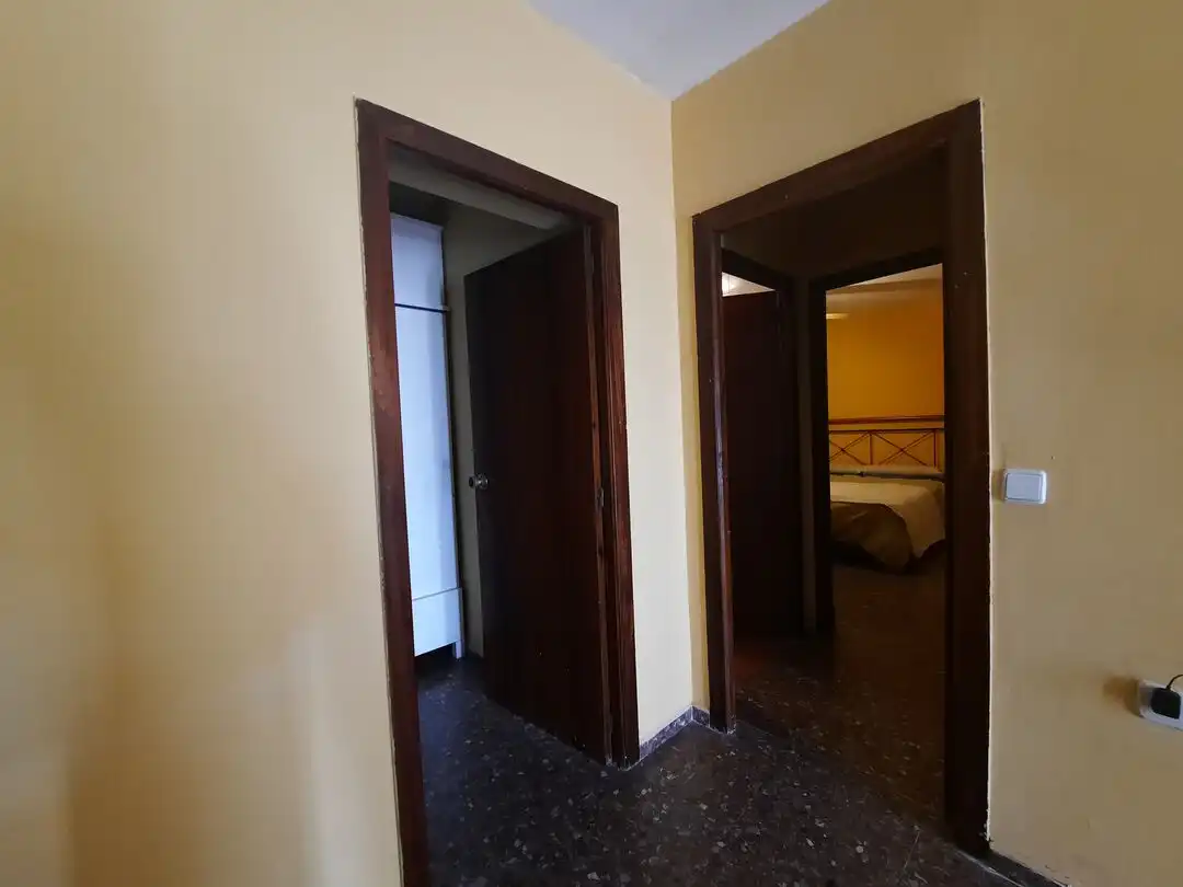 Haus oder Chalet zum Verkauf in Escalona mit Heizung, Privatgarten und Abstellraum