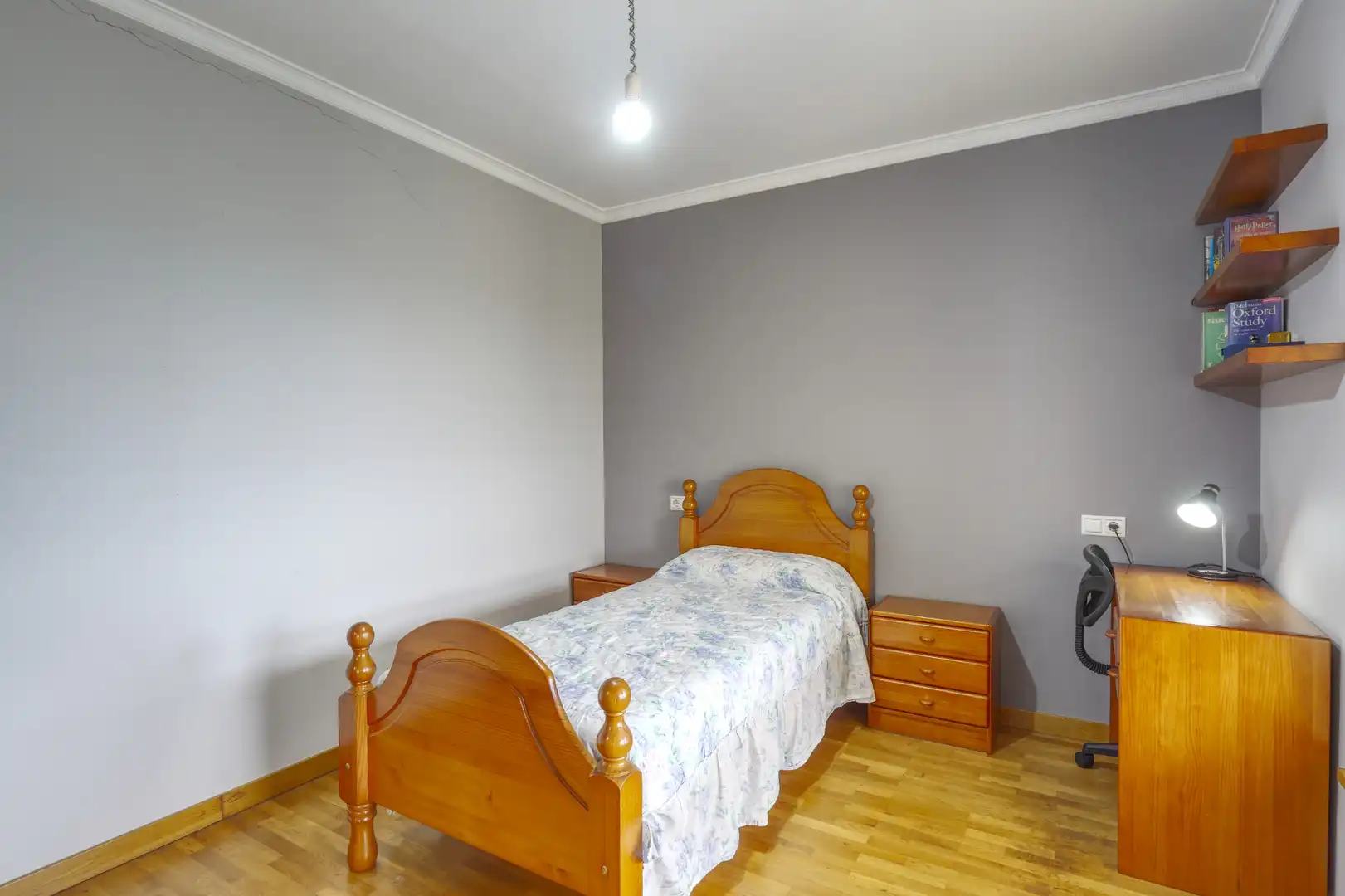 Dormitori de Casa o xalet en venda en Malpica de Bergantiños amb Calefacció, Jardí privat i Parquet
