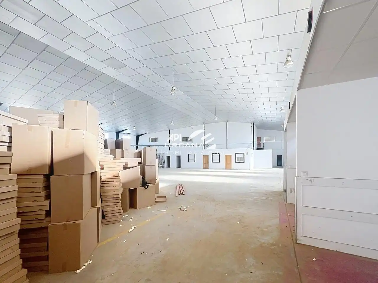Nave industrial en venta en Las Vegas - Campoaras