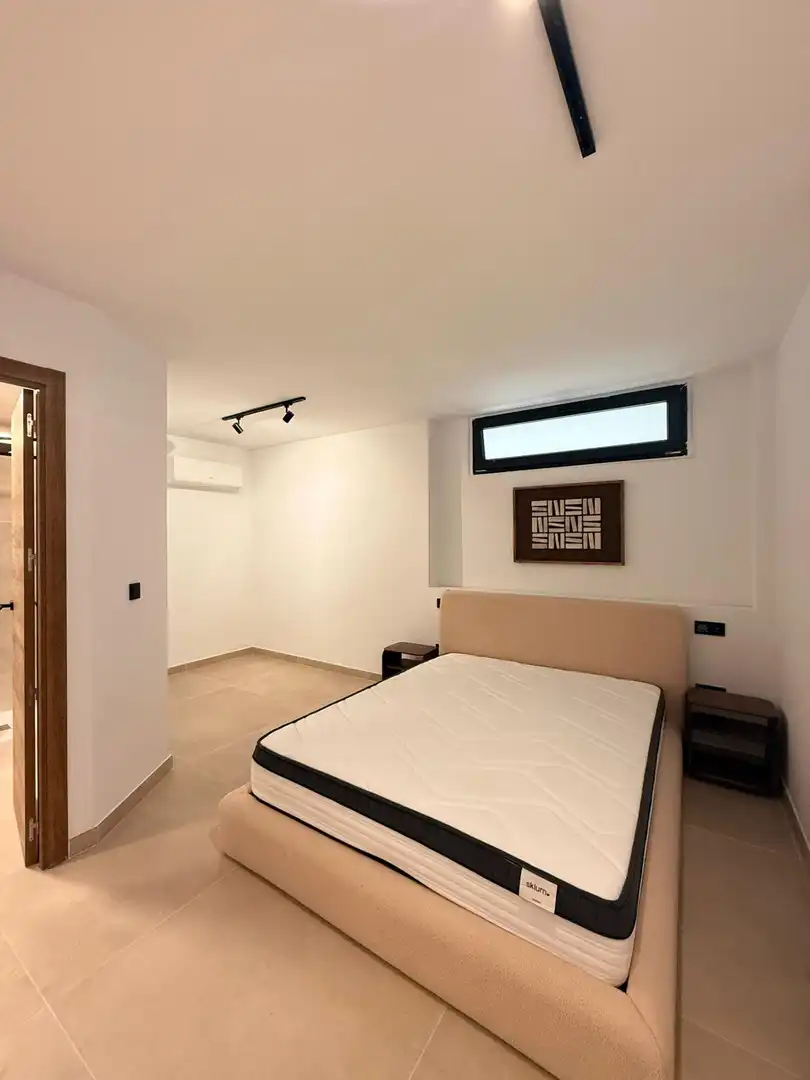 Dachboden zur Miete in Alicante / Alacant mit Klimaanlage, Heizung und Terrasse