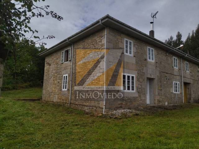 Casa-chalet en Venta en Calle CARBALLIDO en Cospeito
