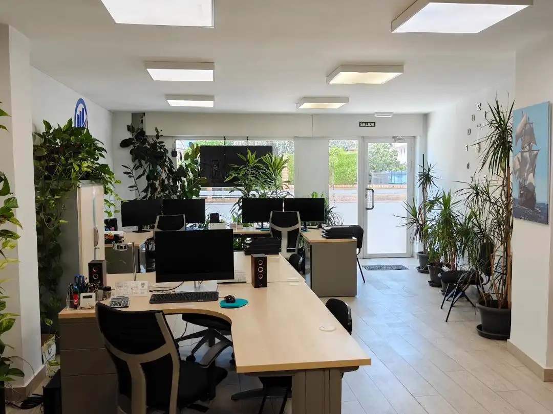 Office for rent in Huétor Vega  with Air Conditioner and Heating