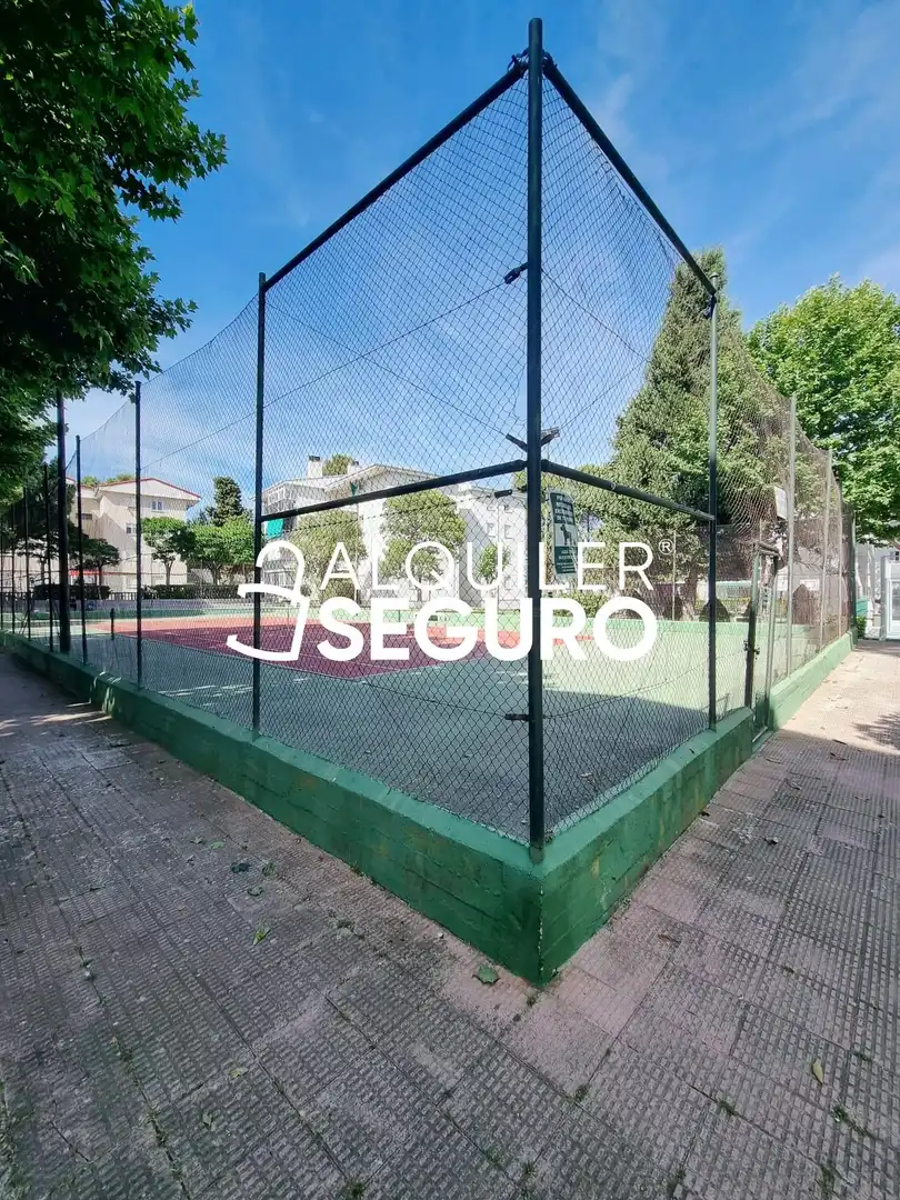 Parking de Piso de alquiler en Collado Villalba con Calefacción, Terraza y Piscina