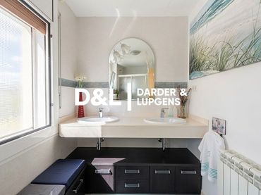 Appartamento con balcone in vendita a Carrer de Bonaire