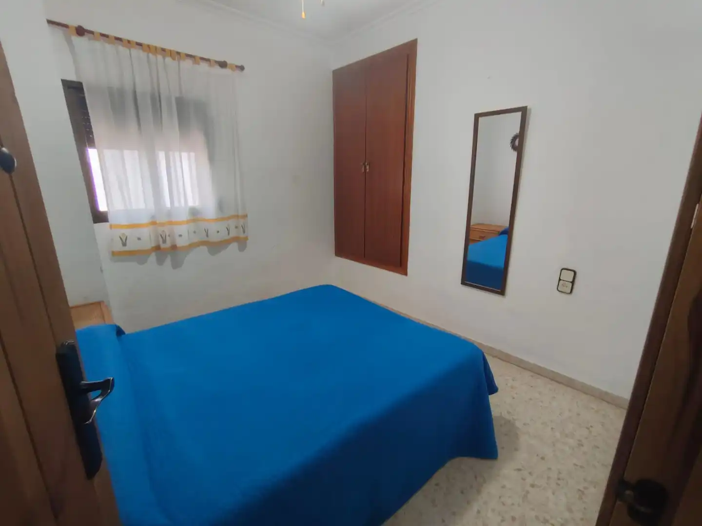 Dormitori de Finca rústica en venda en Guadix amb Moblat, Forn i Piscina comunitària