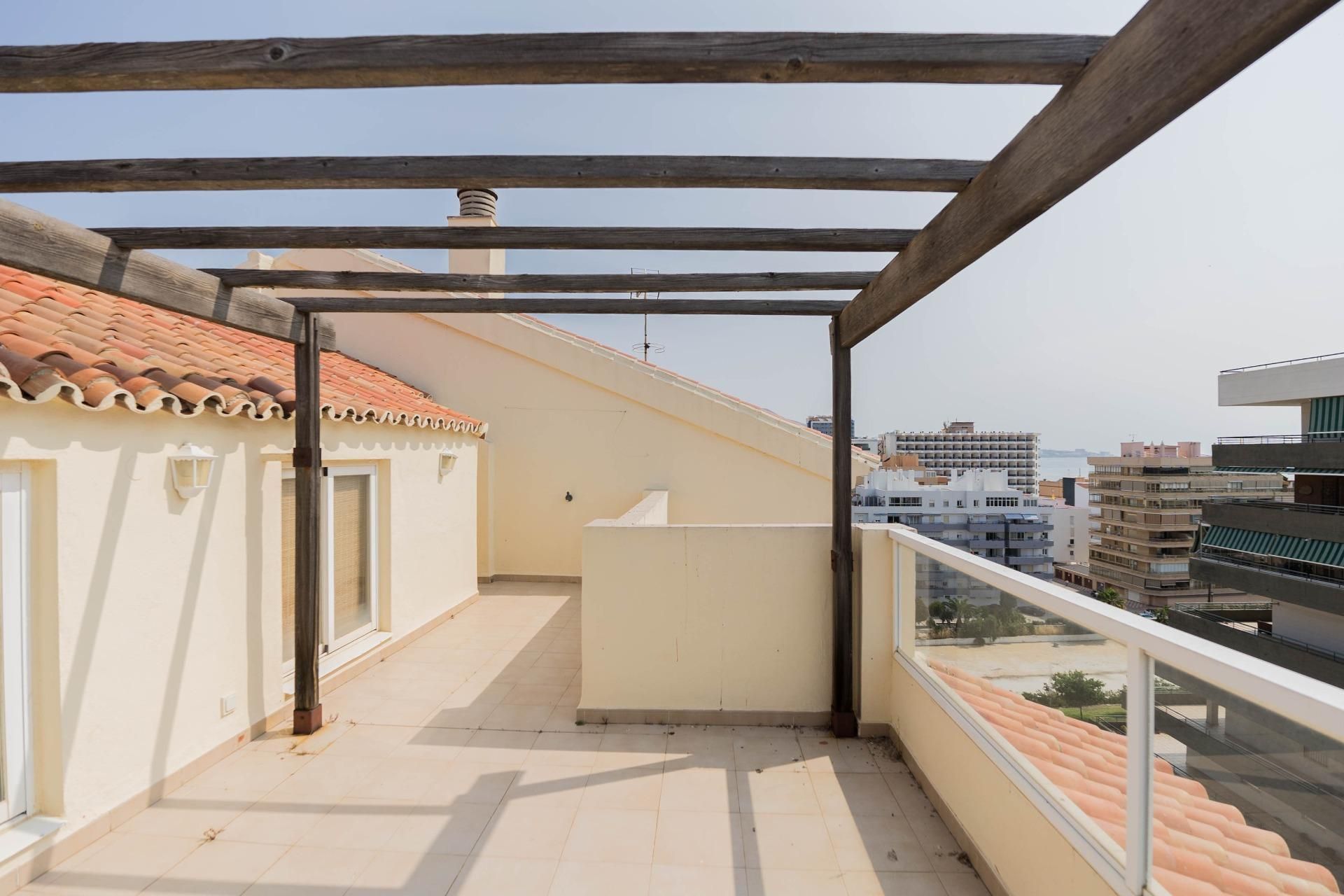 Terrassa de Àtic en venda en Fuengirola amb Aire condicionat, Calefacció i Jardí privat