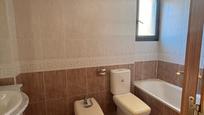 Bathroom of Flat for sale in  Zaragoza Capital  with Heating, Parquet flooring and Terrace