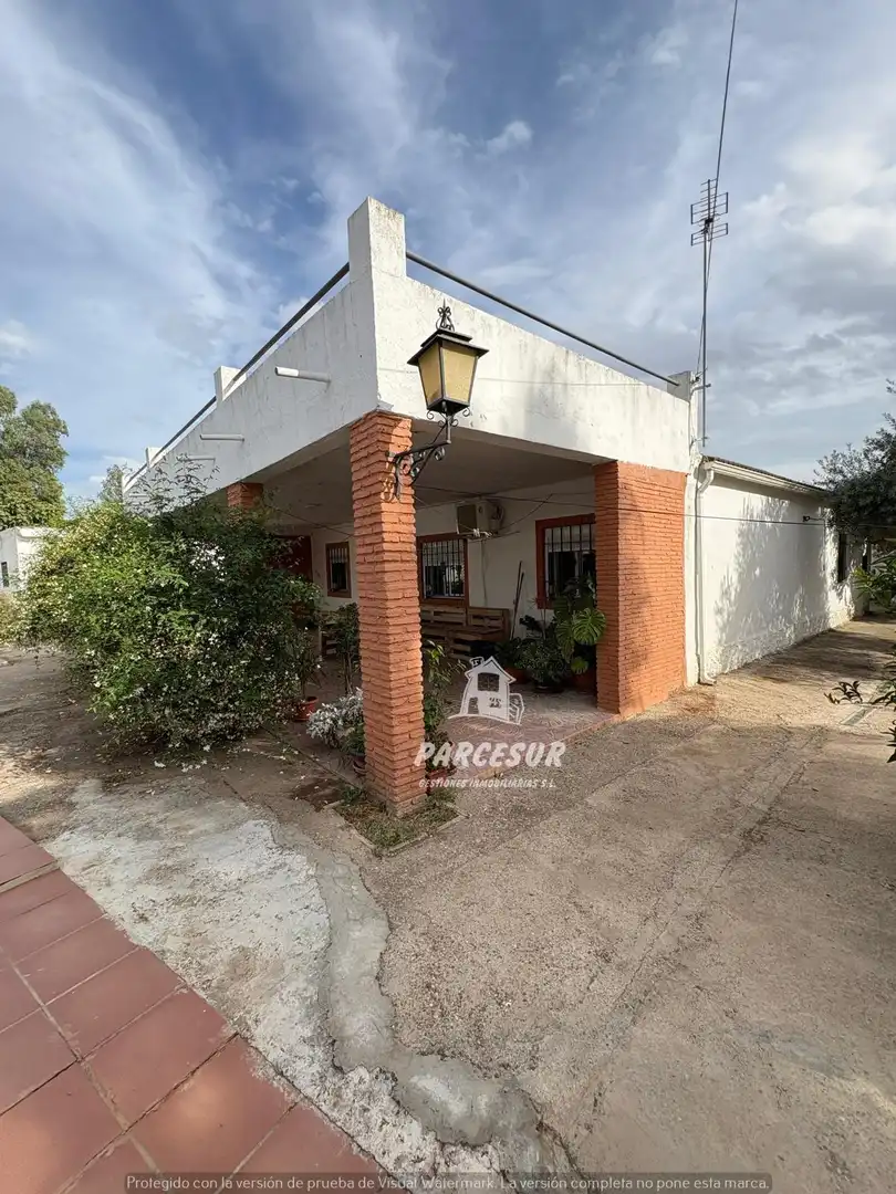 Casa con piscina en venta en Periurbano Este - Campiña