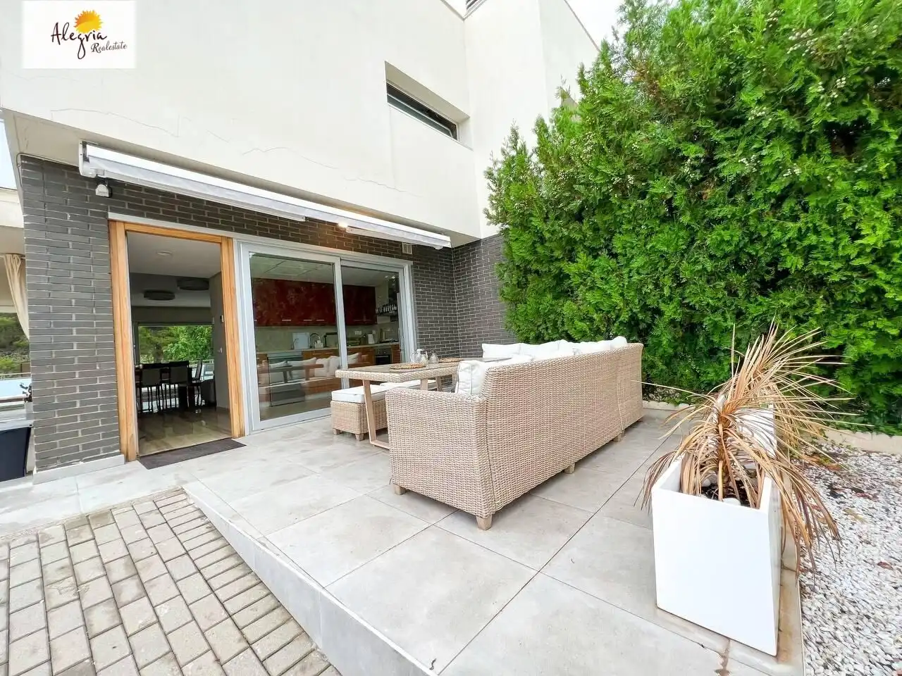 Terraza de Casa o chalet en venta en Chiva con Aire acondicionado, Calefacción y Jardín privado