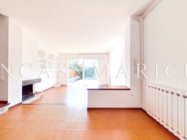 Maisonette mit Pool zum Verkauf in Can Girona - Terramar - Vinyet