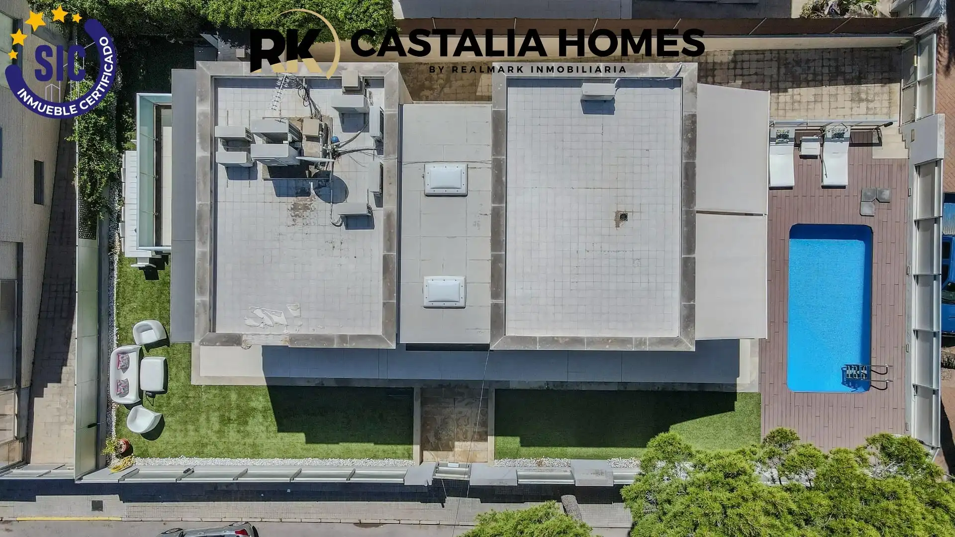 Vista exterior de Casa o xalet en venda en Benicasim / Benicàssim amb Aire condicionat, Calefacció i Jardí privat
