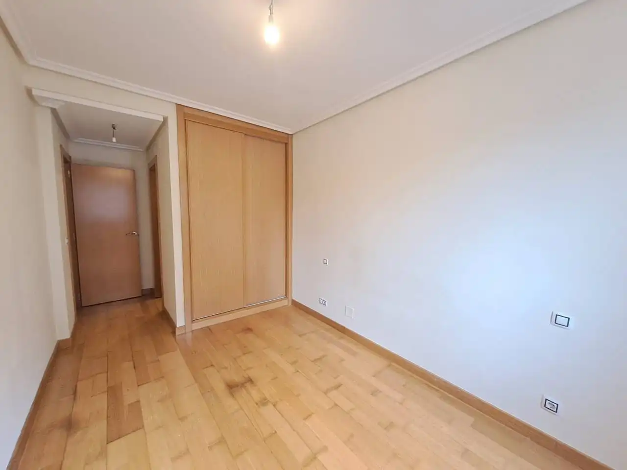 Habitación de Piso en venta en Burgos con Calefacción, Parquet y Trastero