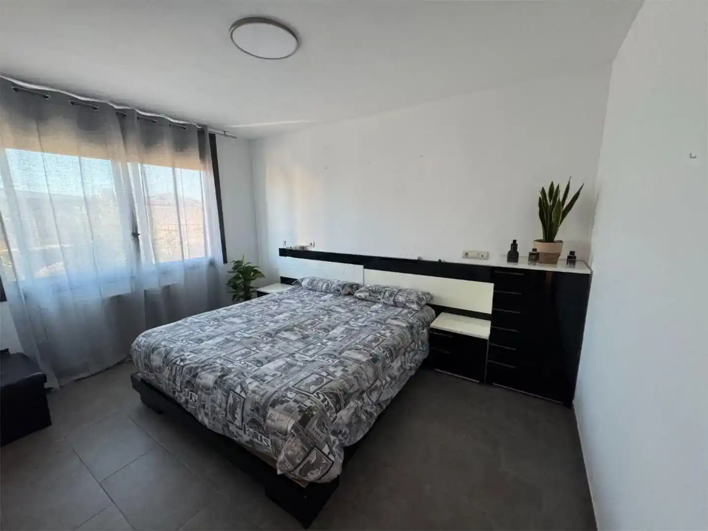 Dormitori de Casa o xalet en venda en Reus amb Aire condicionat, Jardí privat i Piscina