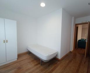 Bedroom of House or chalet to share in  Pamplona / Iruña  with Furnished, Oven and Washing machine