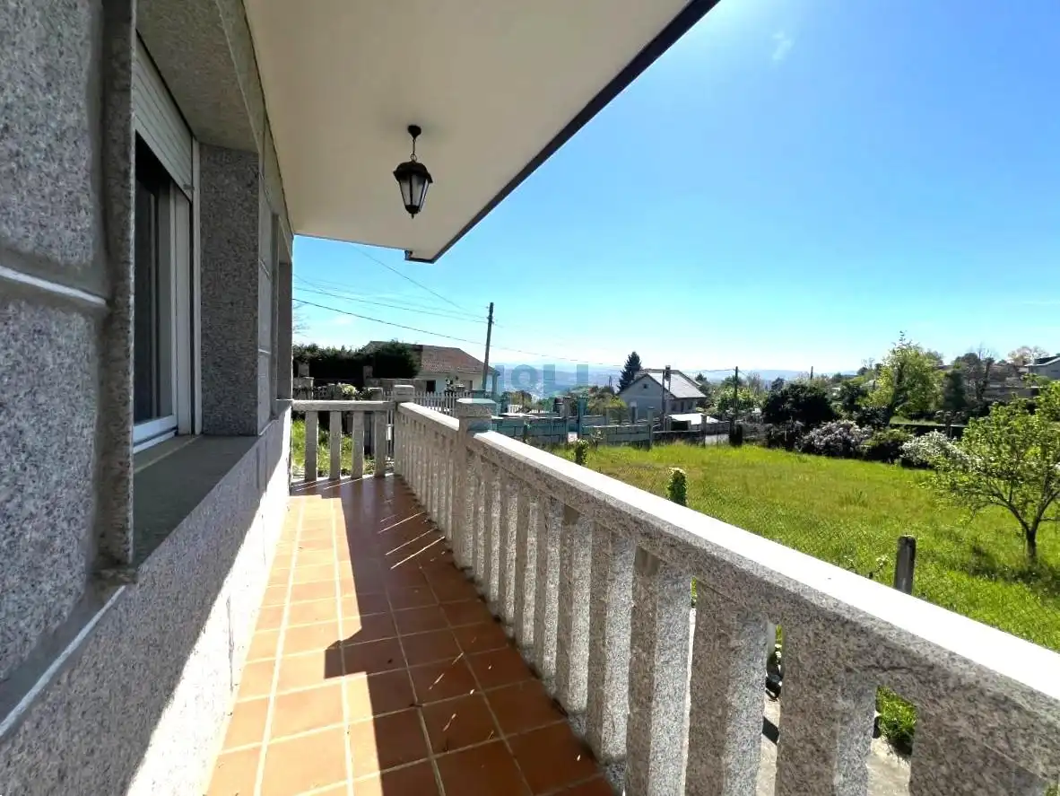 Vista exterior de Casa o chalet en venta en Barbadás con Calefacción, Jardín privado y Terraza